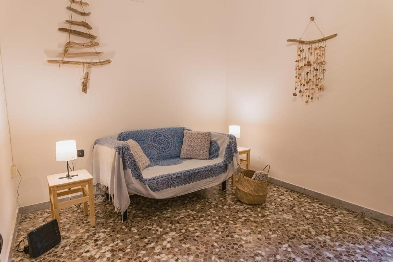 Willa Casa Vacanze Il Mare Tra I Tetti - Relaxing Terrace & Sea View Monopoli Zewnętrze zdjęcie