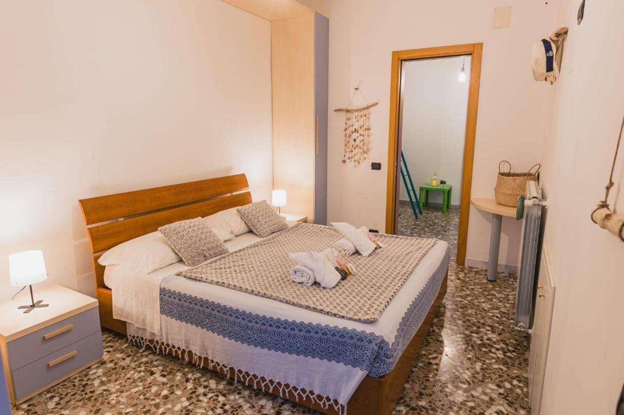 Willa Casa Vacanze Il Mare Tra I Tetti - Relaxing Terrace & Sea View Monopoli Zewnętrze zdjęcie