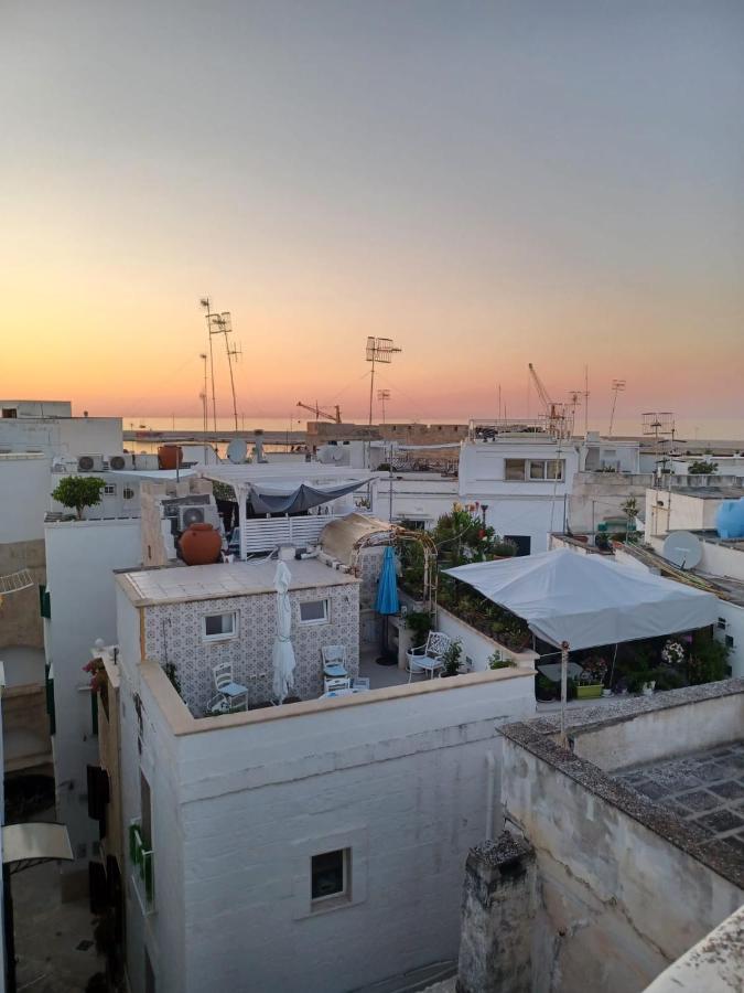 Willa Casa Vacanze Il Mare Tra I Tetti - Relaxing Terrace & Sea View Monopoli Zewnętrze zdjęcie